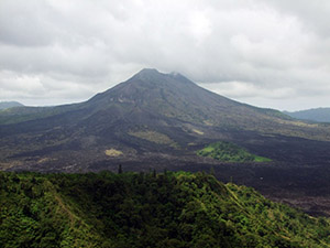 Kintanami - Gunug Batzur vulkaan